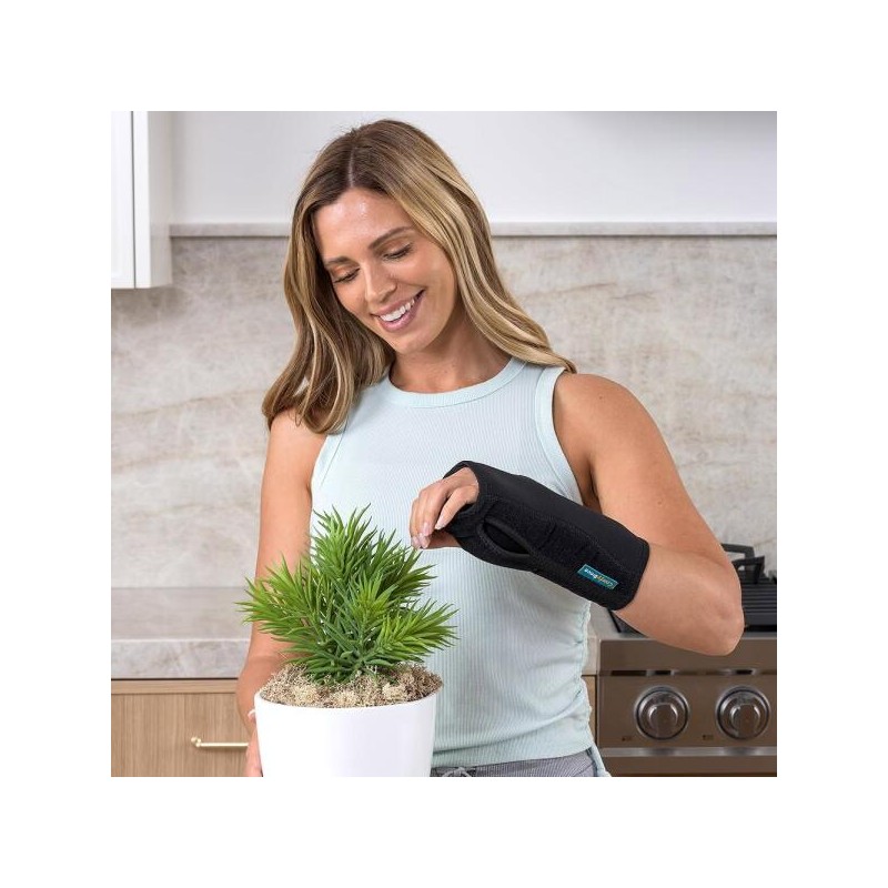 ComfyBrace 부목과 손바닥 쿠션이 있는 ComfyBrace 손목 보호대 2팩 조절