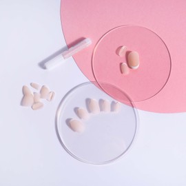 Nail HQ 24 Oval French Nails with Nail Glue