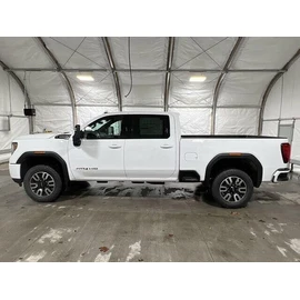 BASF Touch Up Paint for GM vehicles with paint code WA8624 or GAZ, Summit White.