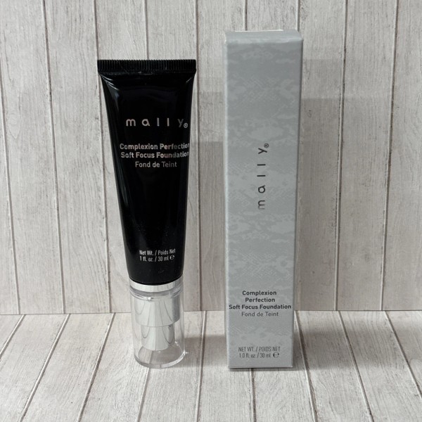 Mally Complexion Perfection Soft Focus Foundation Medium