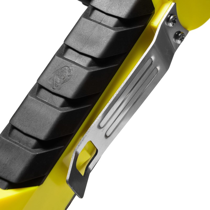 LED-MARTIN M-FIRE Fire Brigade Hand Lamp – Yellow – Angled