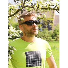 Active Sol Pop-Over Sun Glasses for Men, UV400 Polarised, Fit-Over Sunglasses For People Who Wear Glasses - glossy black