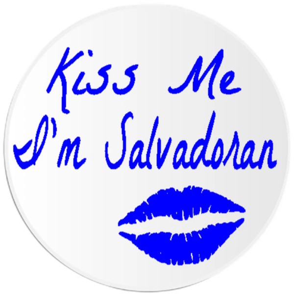 Kiwi Gifts Kiss Me I'm Salvadoran - 100 Pack Circle