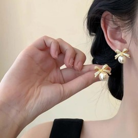 Qiansail Bow Earrings for Women, Gold Pearl Pendant Stud Earring Elegant Bowknot Preppy Jewelry Gifts Stocking Stuffers (Gold)