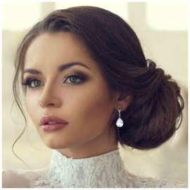 Yheakne Vintage Teardrop Crystal Leverback Earrings Silver Waterdrop Dangle Drop Earrings Geometric Droplet Crystal Earrings Teardrop Huggie Earrings Jewelry for Women and Girls