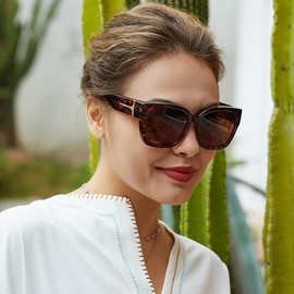 Face Shadow Polarized Sunglasses Fit Over Glasses, Trendy Square Sunglasses Over Glasses for Driving UV Protection Lightweight