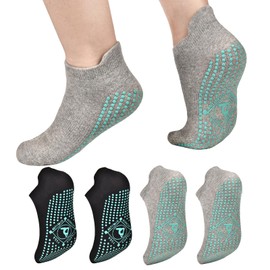 GRPSKCOS Non Slip Yoga Socks 4 Pairs Grip Pilates Socks Women Non Slip Socks for Ballet Barre Hospital Home Pilates(02 Black*2+Grey*2, 4-7)
