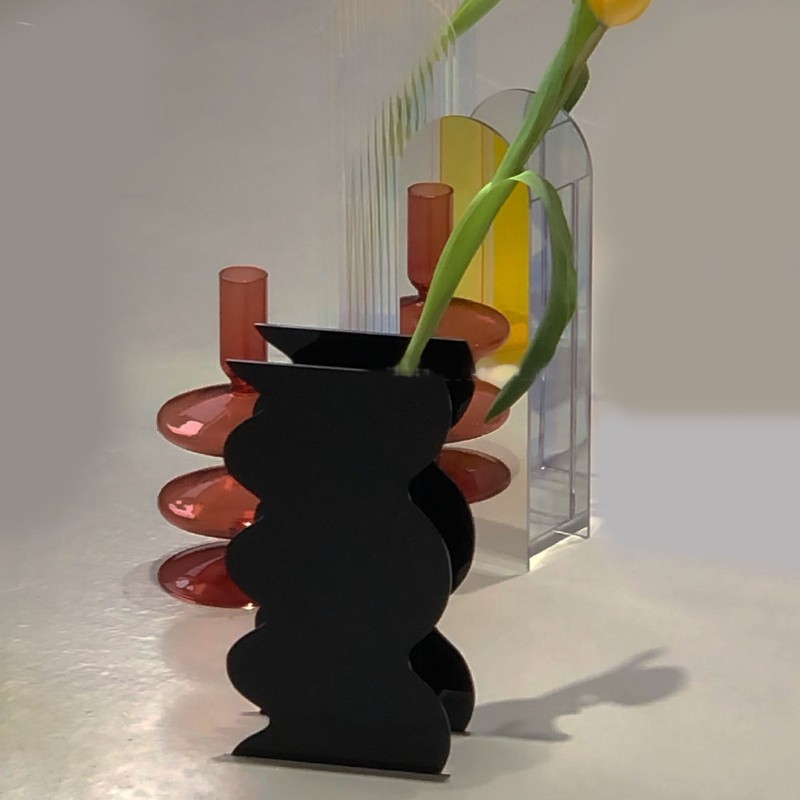 Flower Vase Modern Acrylic Decorative Unique Wavy Shape Vase for