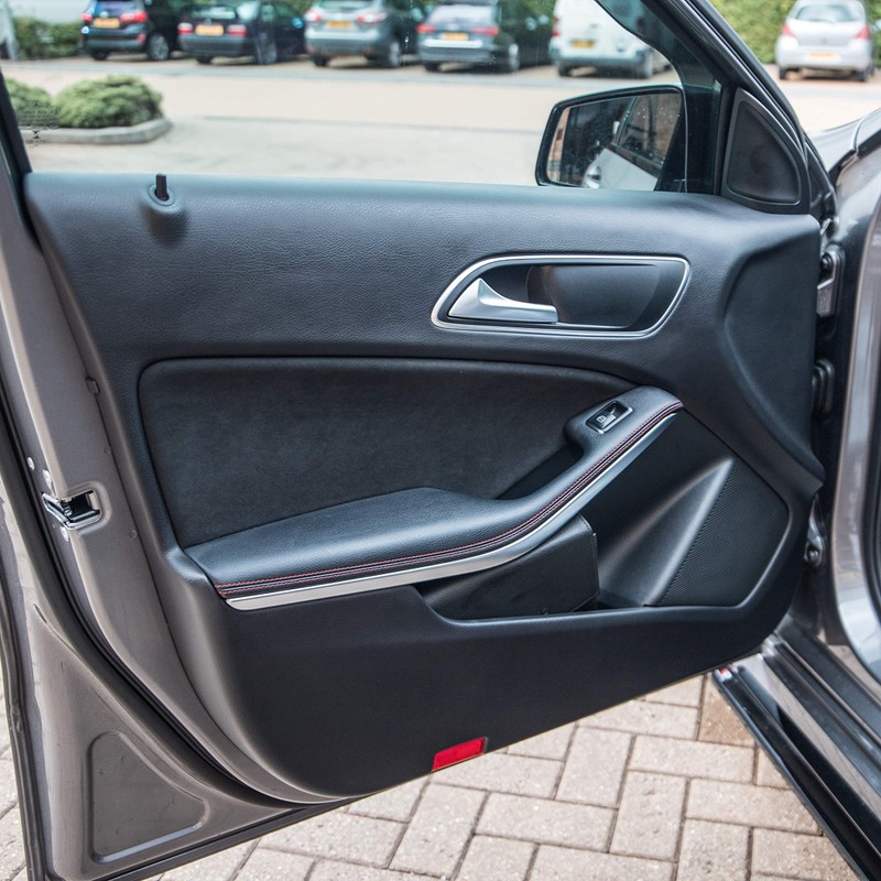 Meguiar's G4016EU Supreme Shine Hi-Gloss Interior Dash & Trim Protectant