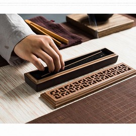 Ceramic Incense Holder, Incense Holder for Sticks with Ash Catcher Fireproof Incense Burner for Aromatherapy Meditation Yoga Spa Room Decor No Mess Incense Tray Ideal for Stick Incense Green