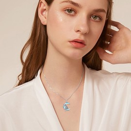 VENACOLY Moon Necklace Moonstone Chain 925 Sterling Silver Pendant Moon Necklace Moon Jewellery Gift for Women, Sterling Silver, Moonstone