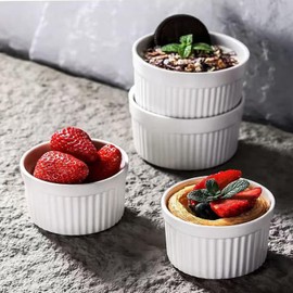 Creme Brulee Bowls, Pack of 4 Souffle Moulds, 200 ml, Casserole Dish, Small, Ceramic Ragout Fin Bowls, Kitchen Baking Mould, Dishwasher Safe (White, Diameter 9 cm)