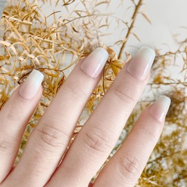 SanFangyue Falsche Nägel Tips- 168 Stück Französisch Falsche Nägel Zum Aufkleben - Weiß Rosa Künstliche Nägel Ballerina Nail Art Manicure Fake Nails für Damen und Frauen (Short Gradient Pink)