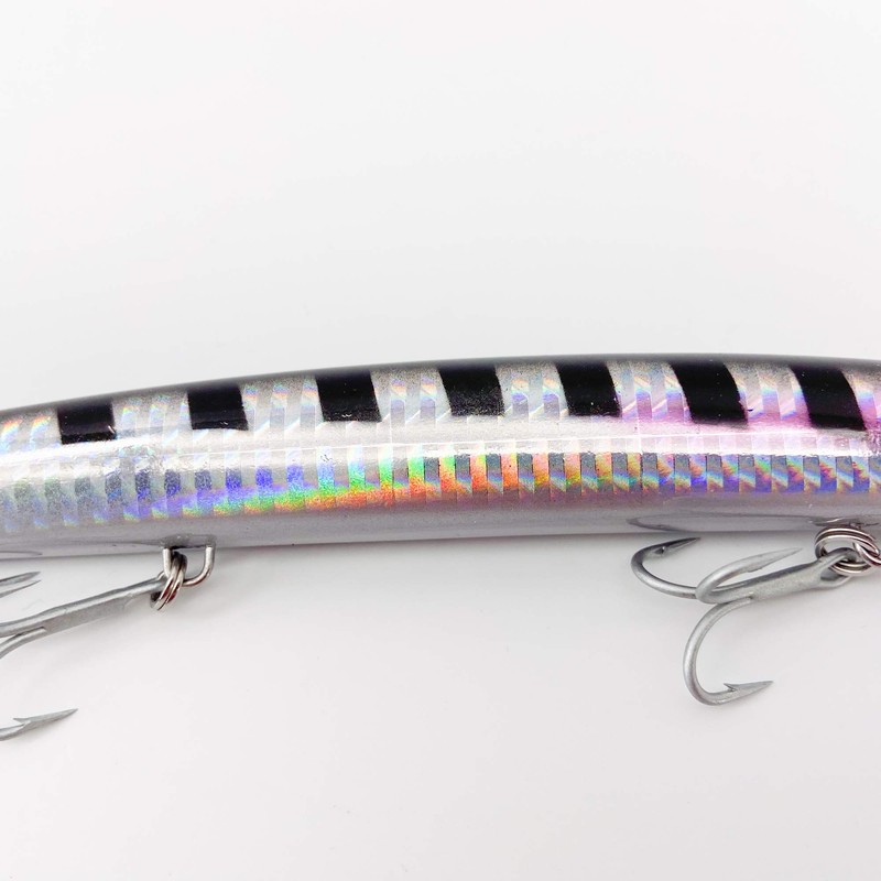 AKAMI Wild Kit of 3 Artificial Minnow Long Jerk 19cm