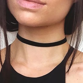 Daterkey Black Choker Necklace Gothic Velvet Stretch Charm Classic Choker Adjustable Necklace Choker for Women and Girls, Metal