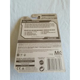 Matchbox 2013 Matchbox INTERNATIONAL SCOUT 4X4 Yellow 71/120 GREAT CARD Construction