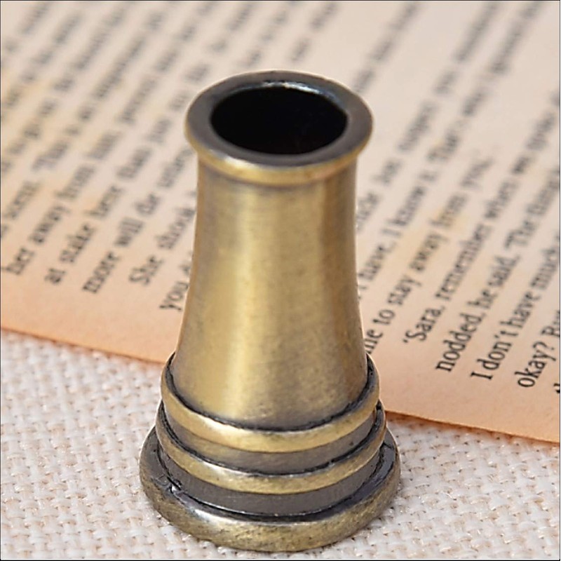 ST TS Antique Retro Fountain Pen Holder Pen Stand Ballpoint