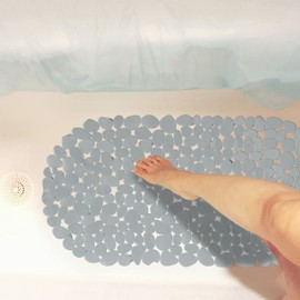 Relaxdays Bathtub Mat, Pebble Design, Non-Slip Bath or Shower Insert, Suction Cups, LxW: 66.5 x 34.5 cm, Grey, 34.5 x 66.5 x 0.5 cm