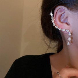 Aneneiceera Vintage Crystal Ear Cuff Earrings Silver Rhinestone Crawler Cuff Earrings Punk Cz Cartilage Climber Earrings No Piercing Clip on Earrings Jewelry for Women