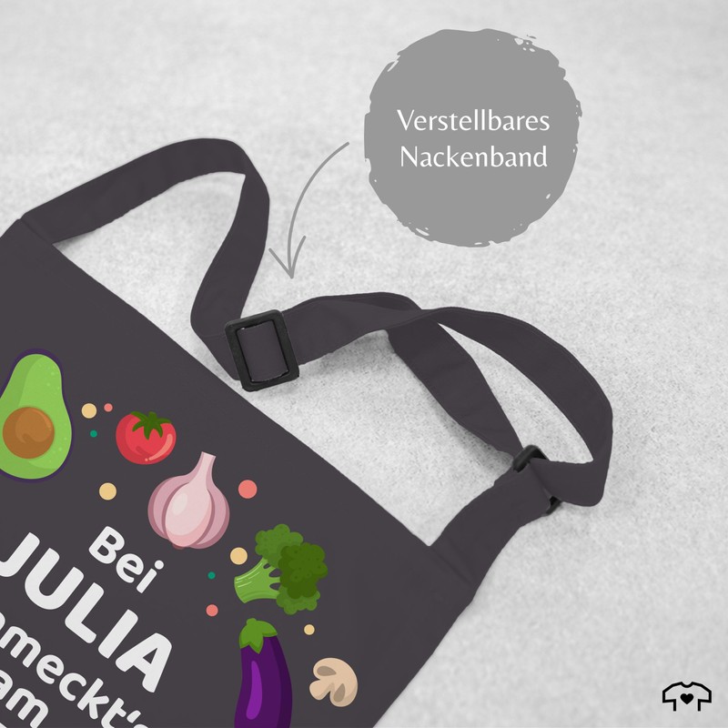 Geschenk mit Namen personalisiert by Shirtracer - Apron - Cooking