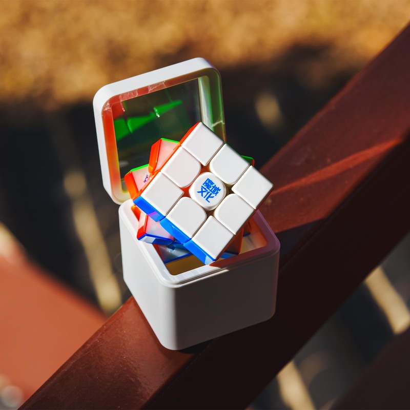 Moyu Super Weilong v2, Magnetic Magic Cube Stickerless 3x3 Maglev