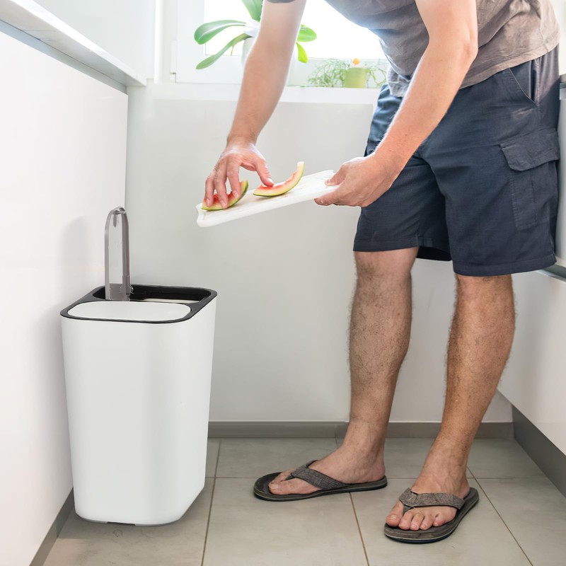 TOPBATHY Rubbish Bin Compartment Rubbish Bin for Children's Room Small