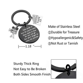 Movie Camera Keychain Film Director Student Gift - Filmmaker Take Pride in How Far You Have Come - Gift for Movie Lover (Black)