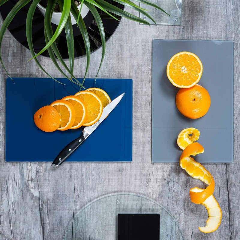 Harbour Housewares Glass Chopping Board - 30x20cm - Grey -