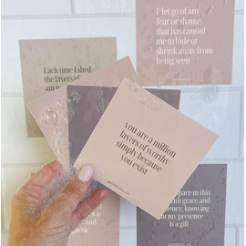 Kind Soul Shower Affirmation Cards - Positive Waterproof Affirmations for Women - Self Care Daily Mindfulness, Manifestation & Motivational Cards (Self-love Devotion)