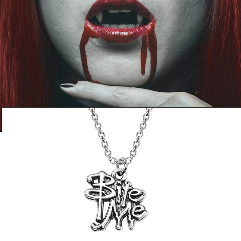 CHOORO Bite Me Charm Collar/Pendientes Bite Me Vampiro Charm Joyería