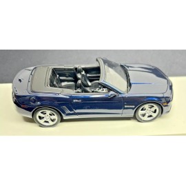 Luxury Collectibles 2011 Camaro SS Convertible 1:43 Resin Blue Model Car 101478