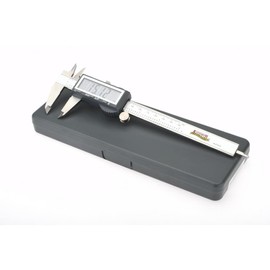 SPI 18-010-9 Digital Caliper with IP54 Protection: 0 to 6 inch (0 to 150 mm) Range