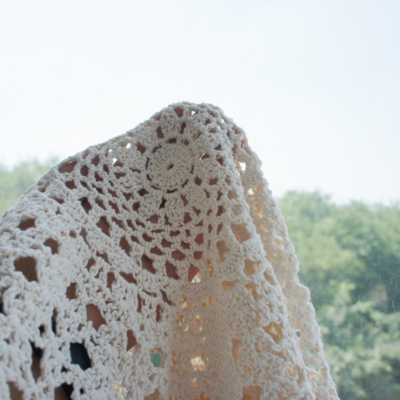 USTIDE Handmade Crochet Cotton Tablecloth Round Beige Crochet Tablecloths for