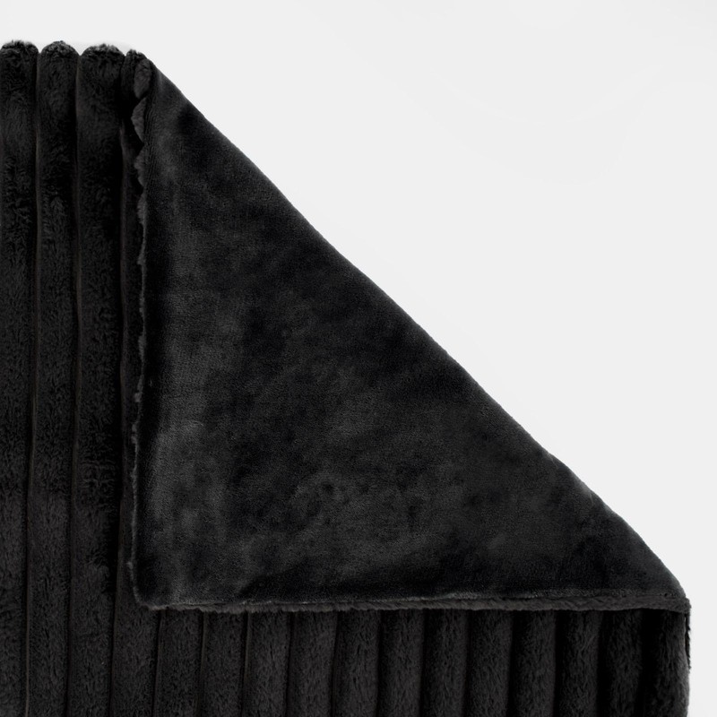 OHS Faux Fur Black Throw Blanket for Bed, Thick Soft