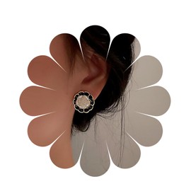 Inateannal Vintage Camellia Stud Earrings White Acrylic Flower Earrings Enamel Flower Earrings Tiny Camellia Flower Earrings Jewelry for Women and Girls