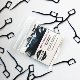 Bare & Co. - Charcoal-Infused Floss Picks - Mint (30 pack)