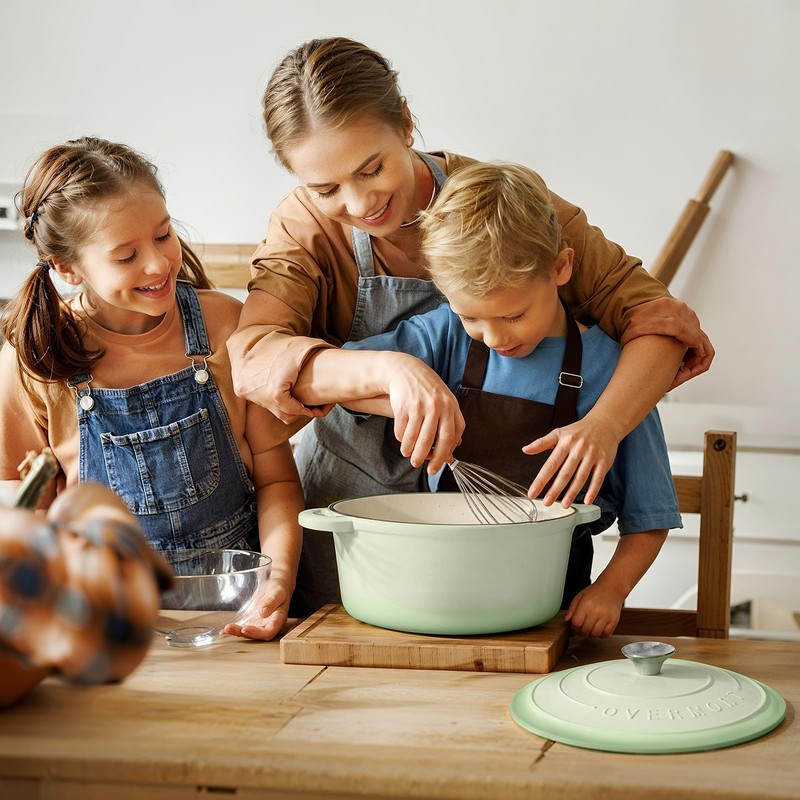 Overmont Enameled Cast Iron Dutch Oven - 5.5QT Pot with