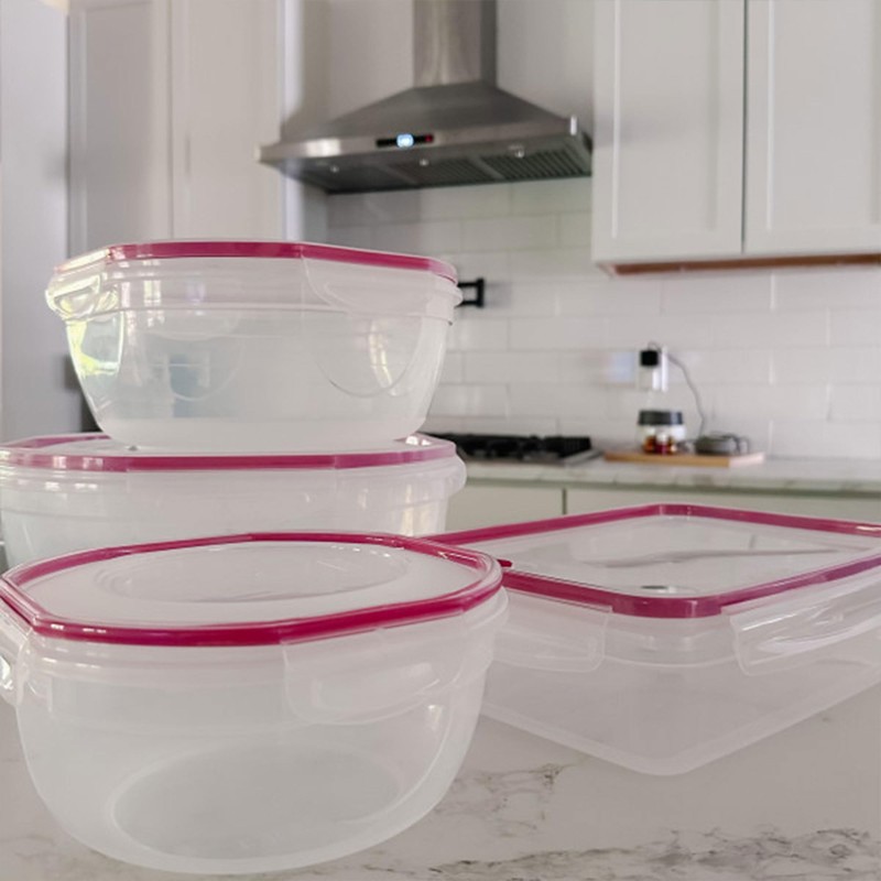 Sterilite 4 Pack Food Storage Container, Ultra-Seal Airtight Snapware with