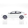 Bburago Alfa Romeo Giulia 2016 White Model Car 30329 1:43