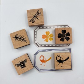 9Pcs Vintage Wood Rubber Stamp Butterfly Bird Ladybird and Plant Retro Decorative Mounted Wooden Rubber Stamp Set for DIY Art and Craft Journals Scrapbooking