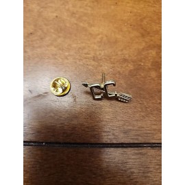 Cross Country Recognition Pin Arrow Gold Tone Lapel Pin New