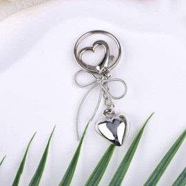 Heart Charm Keychain for Women Girls Bow Keychain Accessories for Women Purse Charms Silver Keychain for Bag Car Keychain Pendant for Teen Girls Women Heart Shaped Keychain for Girls Women Phone Charm