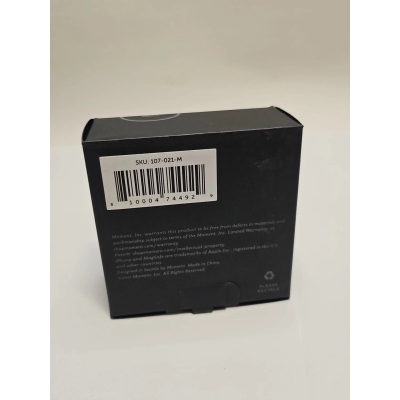 MOMENT - Car Vent Mount For Magsafe Compatible Phone (Black)