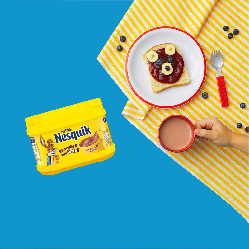 NESQUIK Preparato per Bevanda con Cacao Solubile, Barattolo 250g