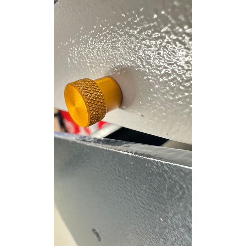 PrecisionGeek - KNURLED SHOULDER THUMB SCREWS Aluminium ORANGE M5 x