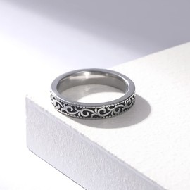 Cloyo Stainless Steel Rings for Women Silver Vintage Celtic Wedding Band Size S