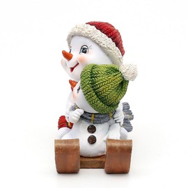 Dekohelden24 Pair of Snow Children Snowmen with Hat and Scarf in Red/Green on Sledge, L/W/H 14 x 7 x 12 cm