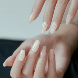 M-Desing Diva Grace Dam Shape Nail 4-piece set / M데싱디바 그레이스 담 쉐잎 네일 4종세트