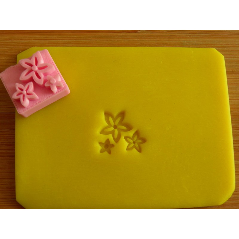 Tiny flowers stamps set of two