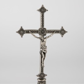BC Catholic Metal Crucifix Standing Cross, Jesus Christ Cross for Home Altar, Religious Gift Devout Home Décor, 7.8" H Zinc Alloy with Silver Plating, from Buildclassic